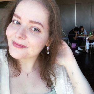 Meet your Posher, Valentina